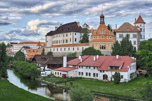 Volná místa Jindřichův Hradec - pracujte v HTP Volná místa Jindřichův Hradec - pracujte v HTP